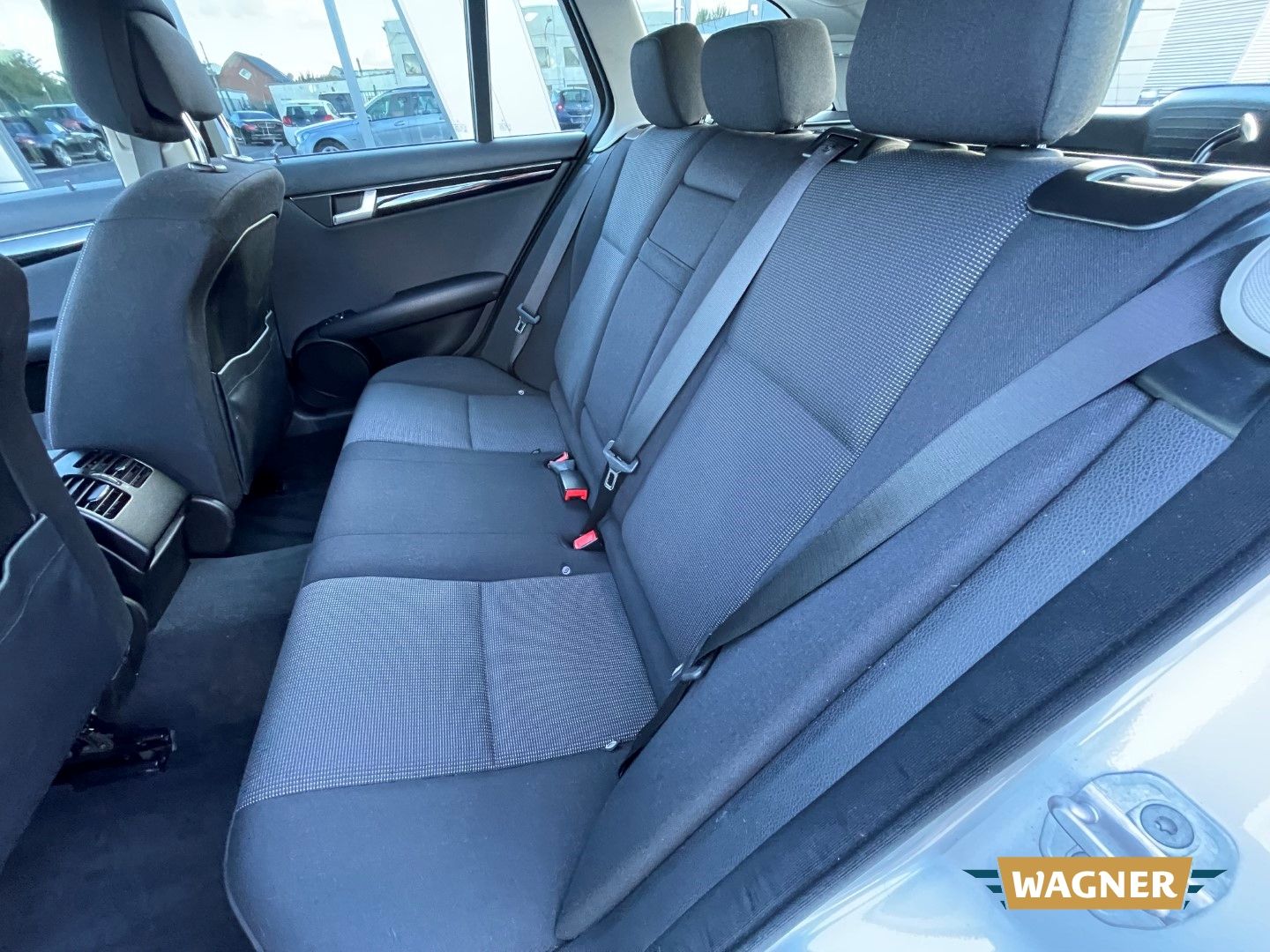 Fahrzeugabbildung Mercedes-Benz C 180 T CDI BlueEfficiency DPF Sitzheizung