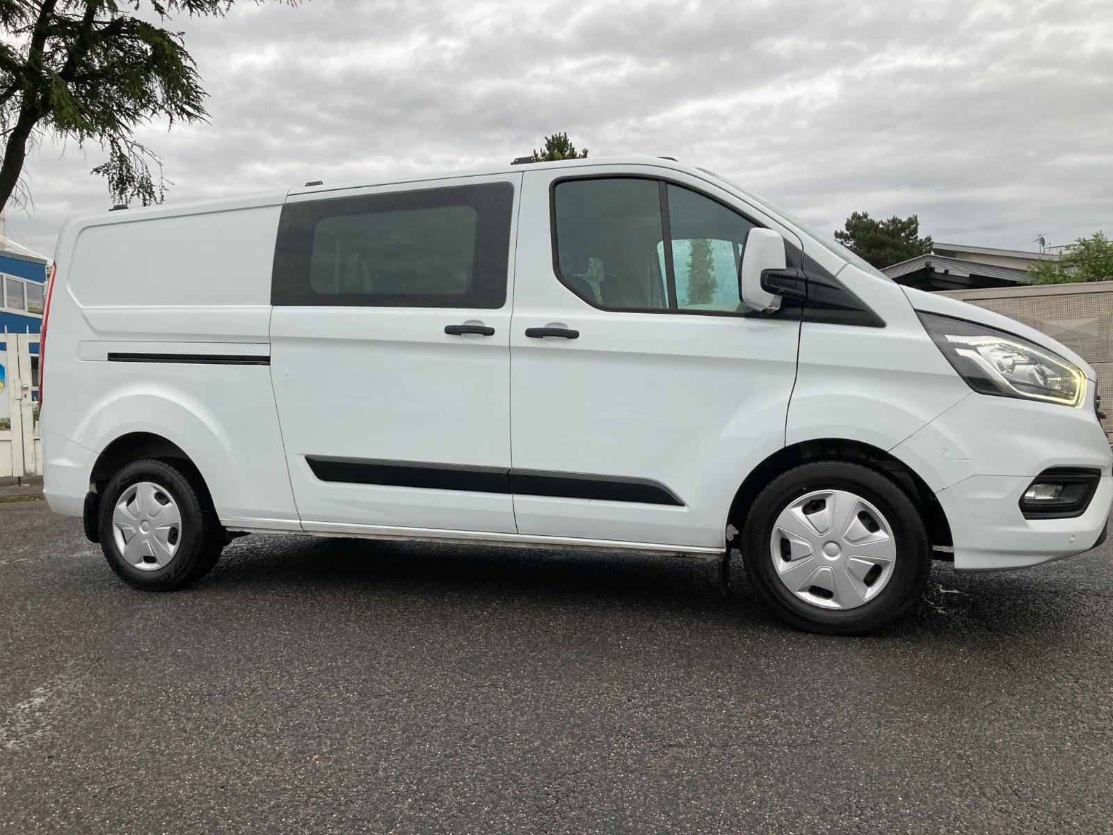 Ford Transit Custom   L2   - Hybrid