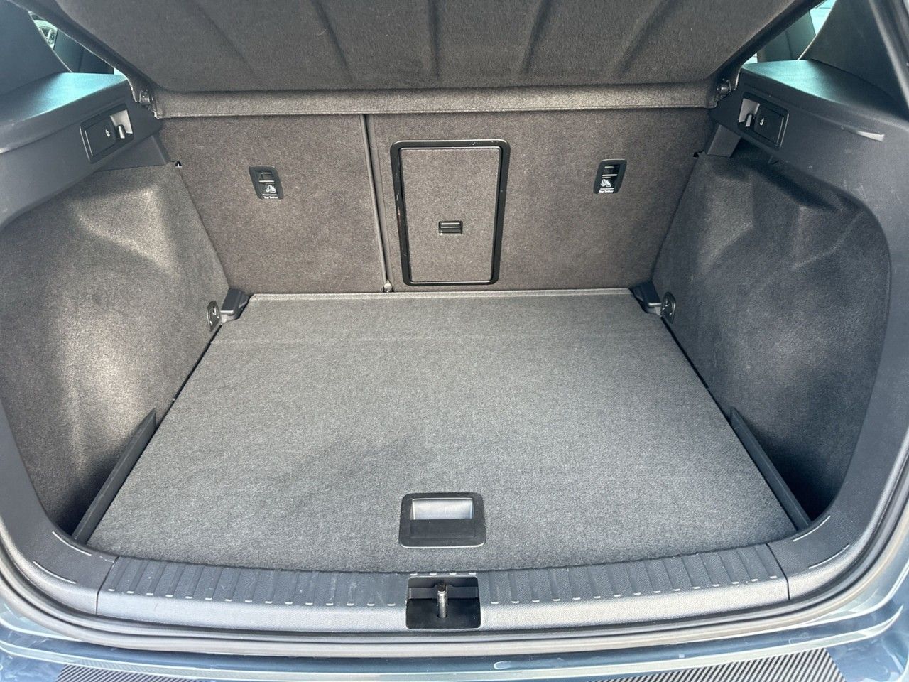 Fahrzeugabbildung SEAT Ateca XCELLENCE 2.0 TDI 110 kW (150 PS) 6-Gang