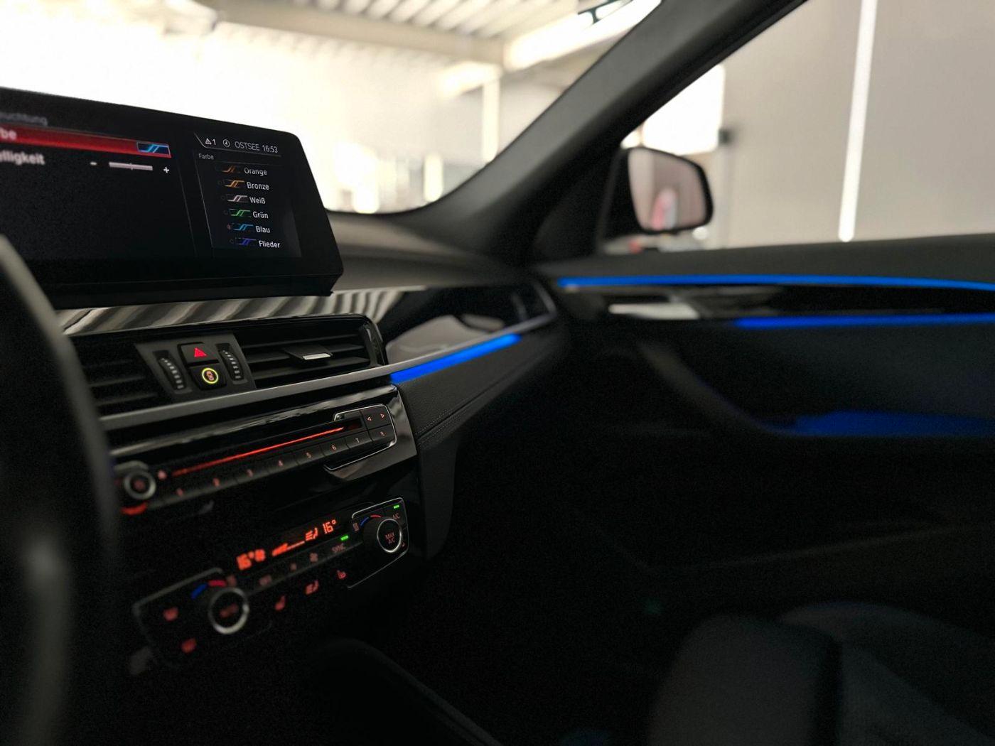 BMW X1 M-Sport ACC LED AHK HUD Navi PDC SHZ SpurW