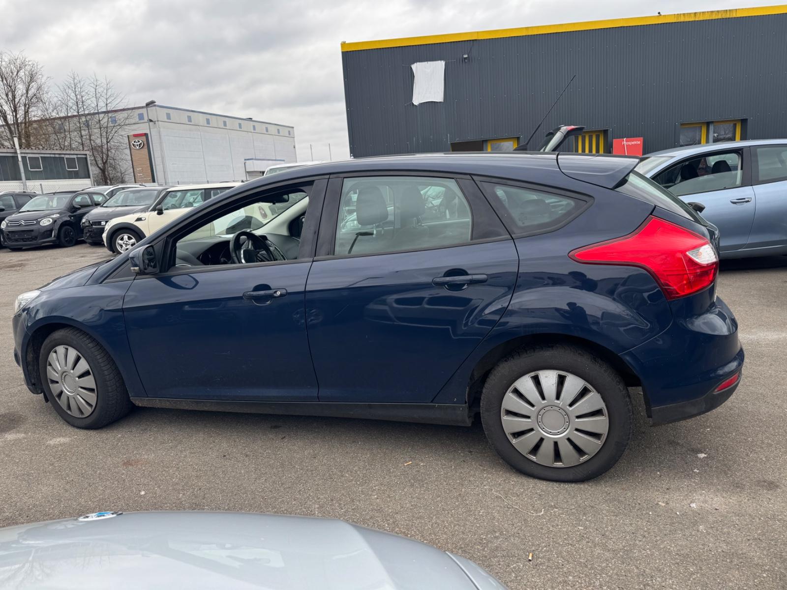 Ford Focus 2014 — engine 998 cm³, 101 HP (74kW)