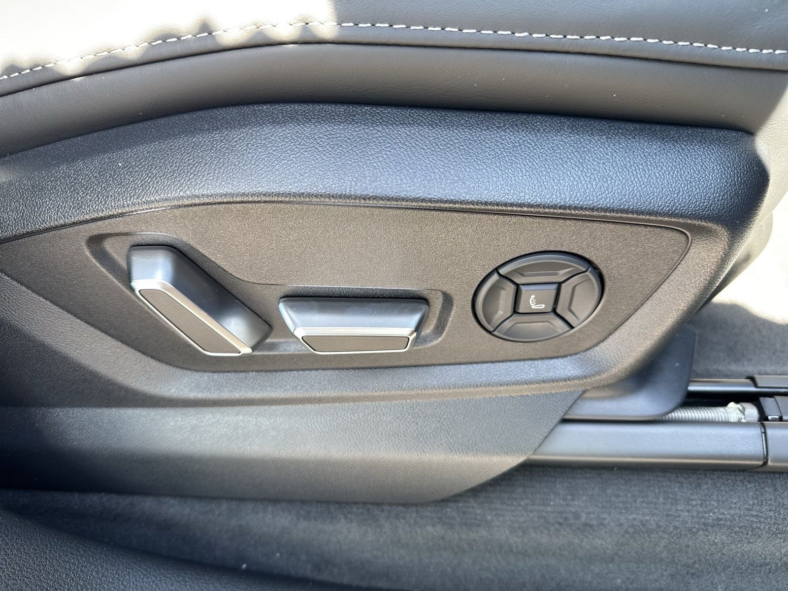 Audi RSQ8 - Bild 18