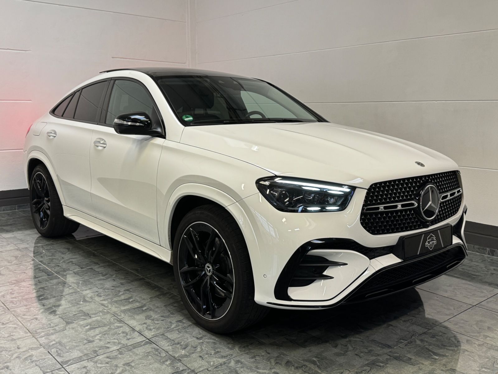 MERCEDES-BENZ GLE 300 d 4Matic Coupe*AMG*Pano*360°Kamera