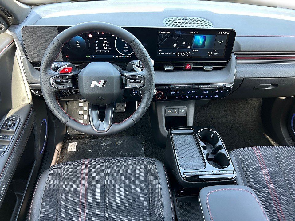 Fahrzeugabbildung Hyundai IONIQ 5 MY25 84kWh N LINE 570KM-RANGE 5JGARANTIE