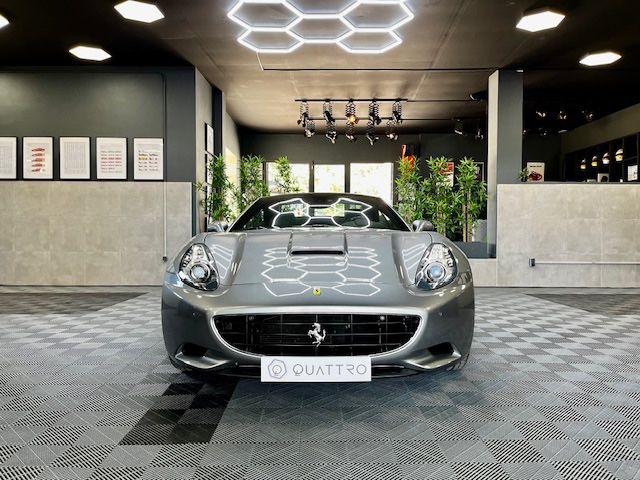 Ferrari California 4.3 V8 2-Sitzer - Ferrari Warranty