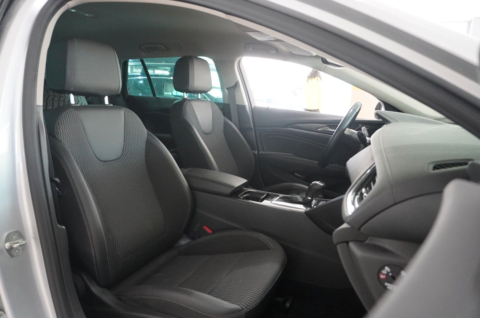 Fahrzeugabbildung Opel Insignia B ST 1.5T DYNAM. NAVI/LED/KAMERA/VIRTU.