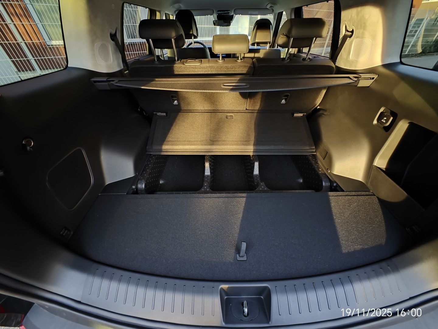 Hyundai SANTA FE - Bild 10