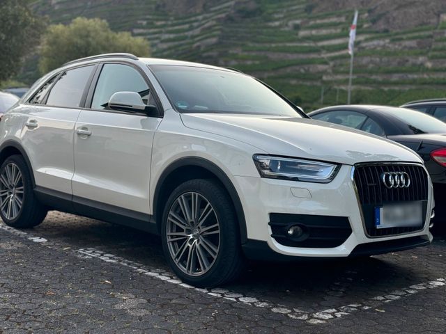 Audi Q3 2.0 TFSI Quattro AUTOMATIK 7G Tron...