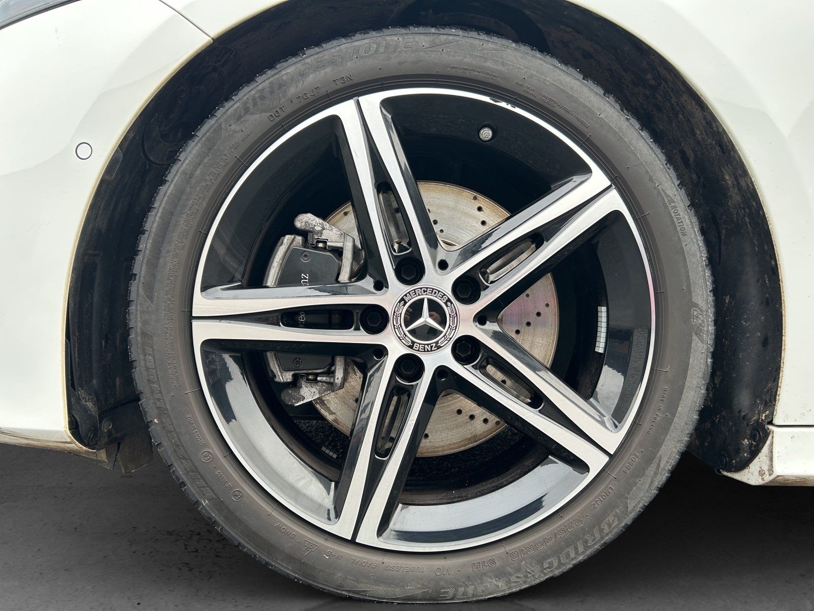Fahrzeugabbildung Mercedes-Benz A 220 d+AMG KeyGO Totwinkel NIGHT