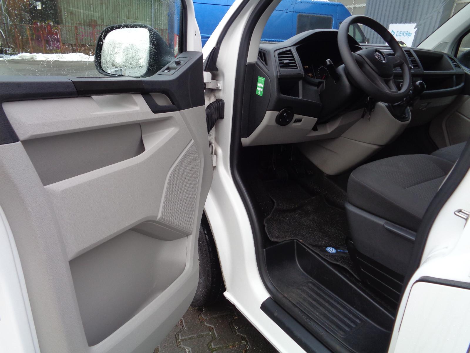 VOLKSWAGEN T6 CARAVELLE TRENDLINE 114 CH BVM - 9 PLACES