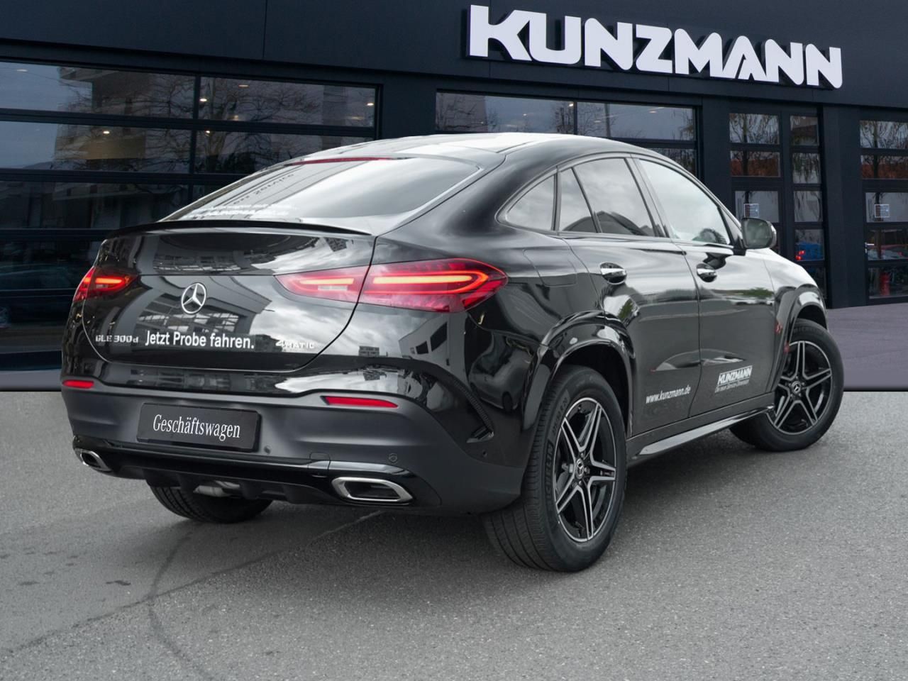 Mercedes-Benz GLE 300 d 4MATIC Coupé AMG Night Panorama 360° foto 3