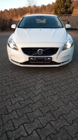 Volvo V40 You! - scheckheftgepflegte Volvo V40