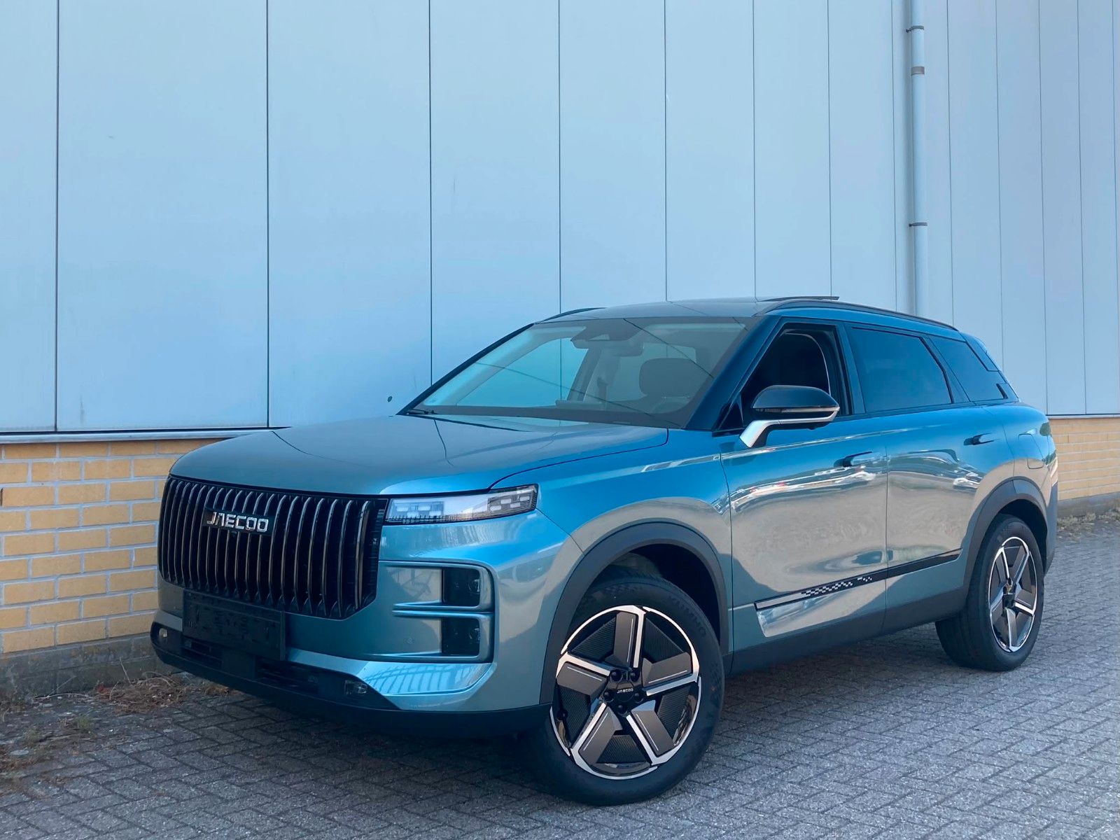 Fahrzeugabbildung JAECOO 7 1.5 TGDI PHEV 255 kW Exclusive/Sofort