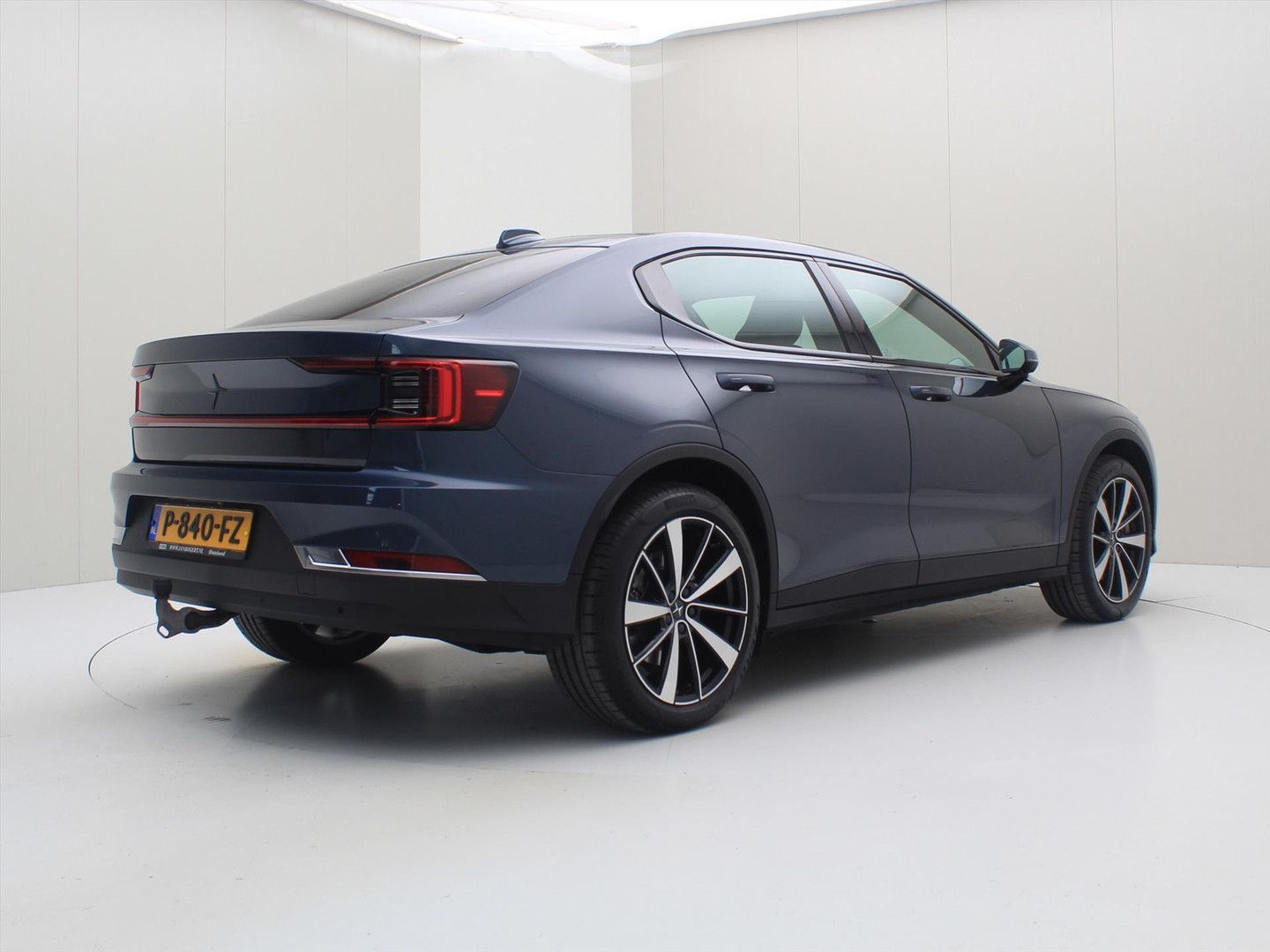Polestar 2 Standard Range Single motor 63kWh 225pk 91.65% imagem 3