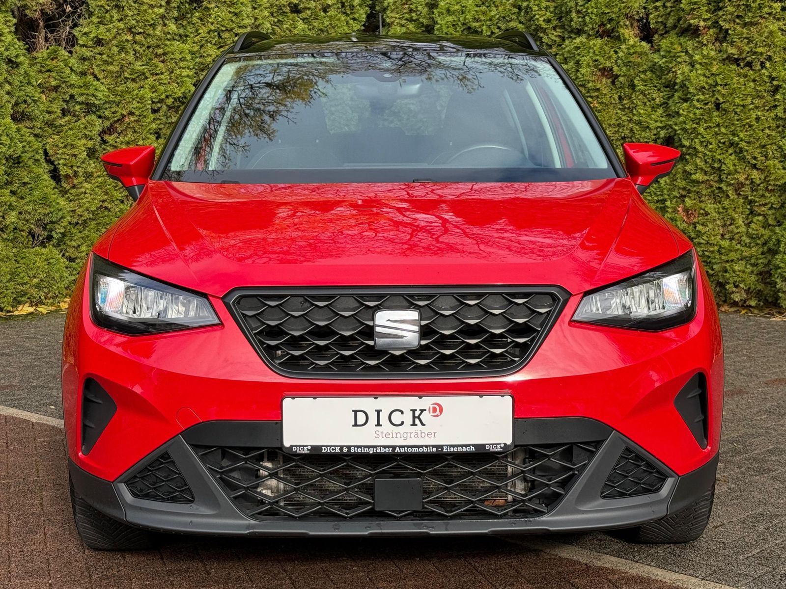 Fahrzeugabbildung SEAT Arona 1.0 TSI Style LED+NAV+SHZ+ACC+DAB+VIRT+PDC