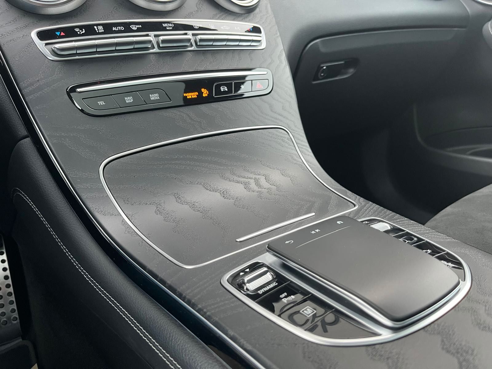 Fahrzeugabbildung Mercedes-Benz GLC 300e 4Matic AMG-Line*Pano*Night*Business*1.H