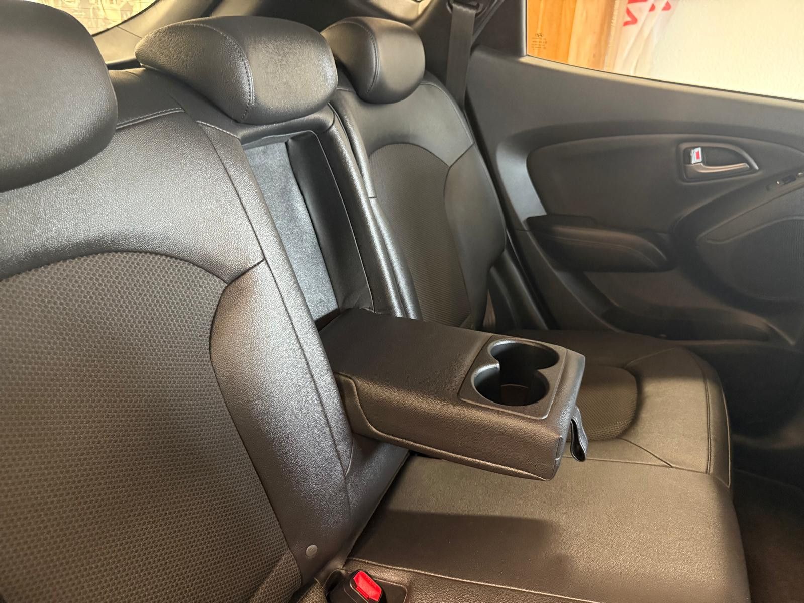 Fahrzeugabbildung Hyundai ix35 blue Finale 2WD /AHK/ KLIMA/SITZHEIZUNG