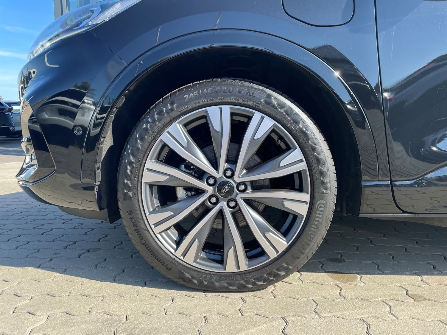 Fahrzeugabbildung Ford Kuga PHEV ST-Line X VerkehrszeichenERK Kamera