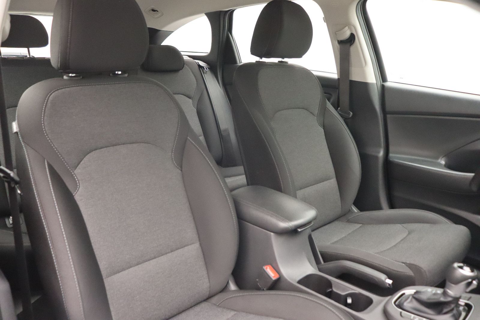 Fahrzeugabbildung Hyundai i30 Kombi 1.6 CRDi Trend Automatik