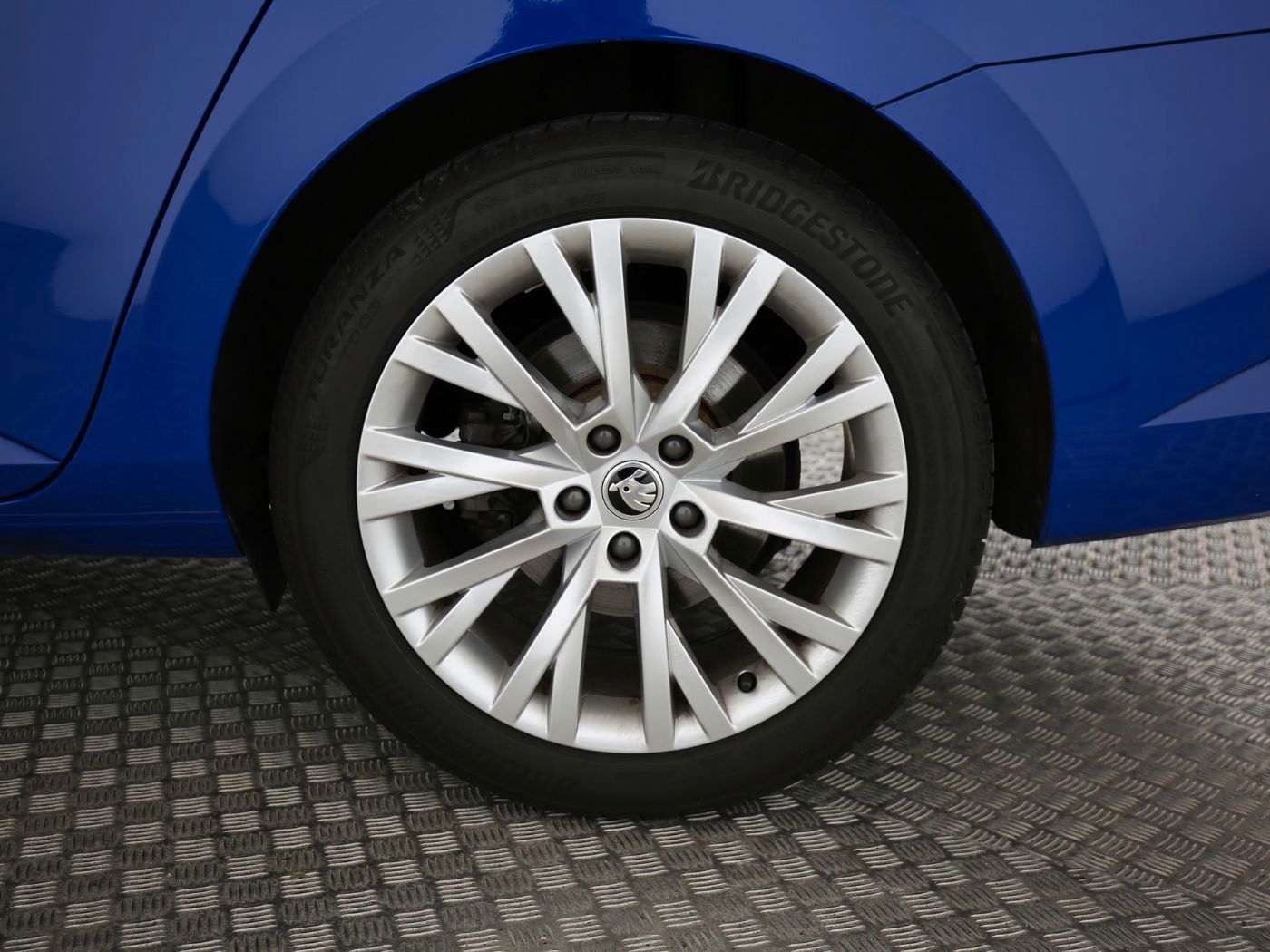 Skoda Superb - Bild 7