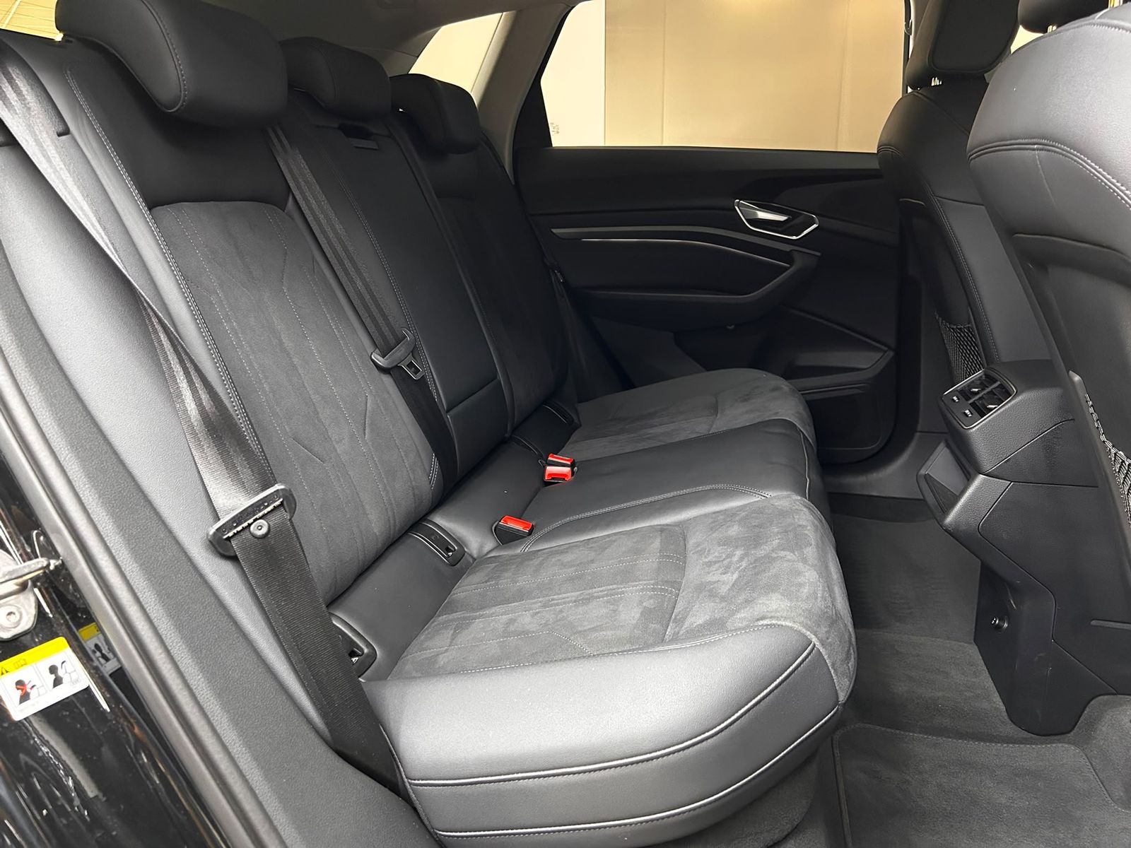 Fahrzeugabbildung Audi e-tron 50 Quatt ALCANTARA+NAVI+LED SHZ+ACC+APS+