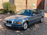 BMW Bmw e36 320i Coupé H-Zulassung - BMW 320 mit Benzin-Antrieb: Coupe, Automatik, 320i E36