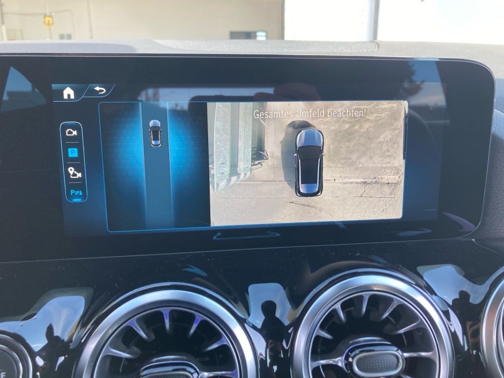 Mercedes-Benz GLA 180 Progressive Line DISTRONIC KEYLESS 360°K foto 14