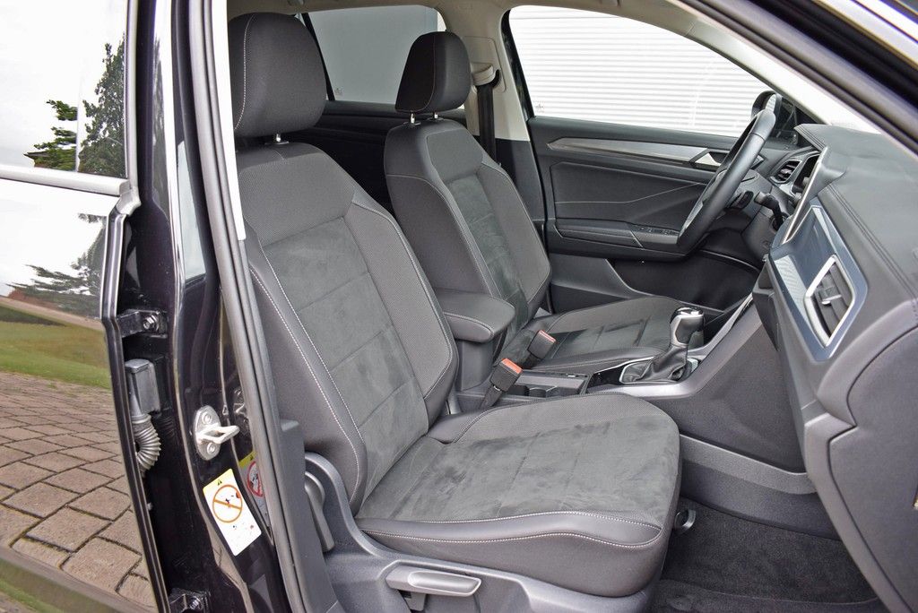 Volkswagen T-Roc TDI 2.0 DSG Style LED AHK RüKam Navi ACC foto 5