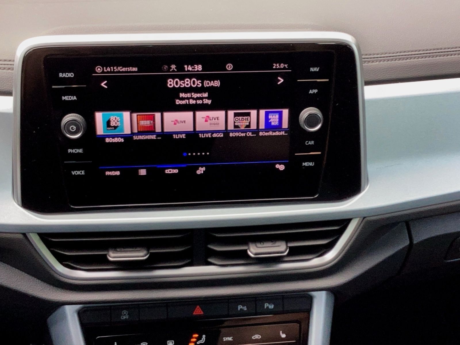 Volkswagen T-Roc - Bild 13