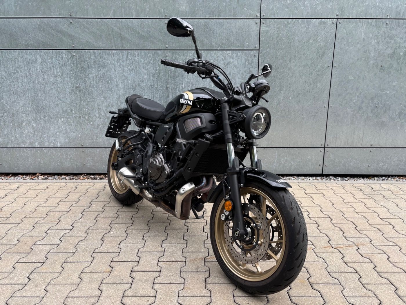 Fahrzeugabbildung Yamaha XSR 700