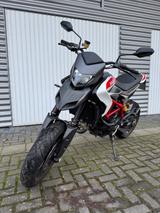 Ducati Hypermotard 821 SP - DUCATI HYPERMOTARD SP 821