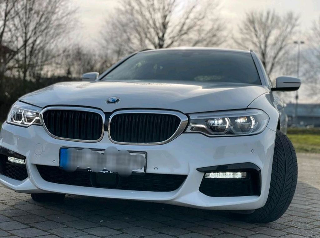 Image of BMW 530