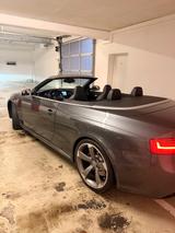 Audi RS5 4.2 FSI S tronic quattro Cabriolet - Keramik - graue Audi RS5