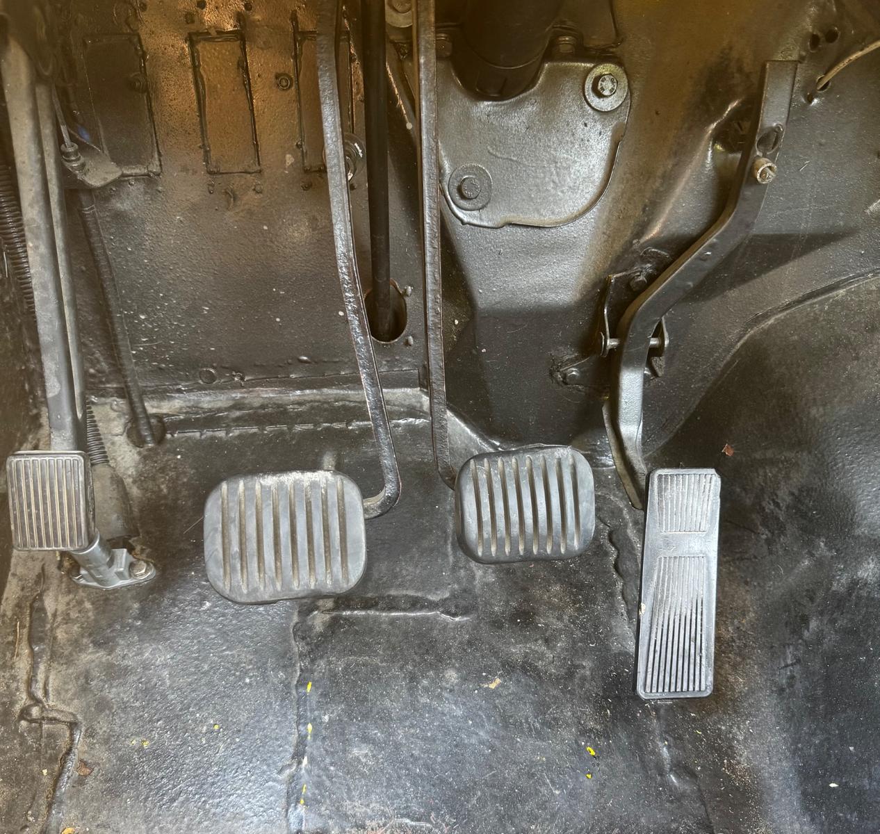 Jeep CJ7 V8 6,6 Liter 3Gang Schalter mit H-Zul.