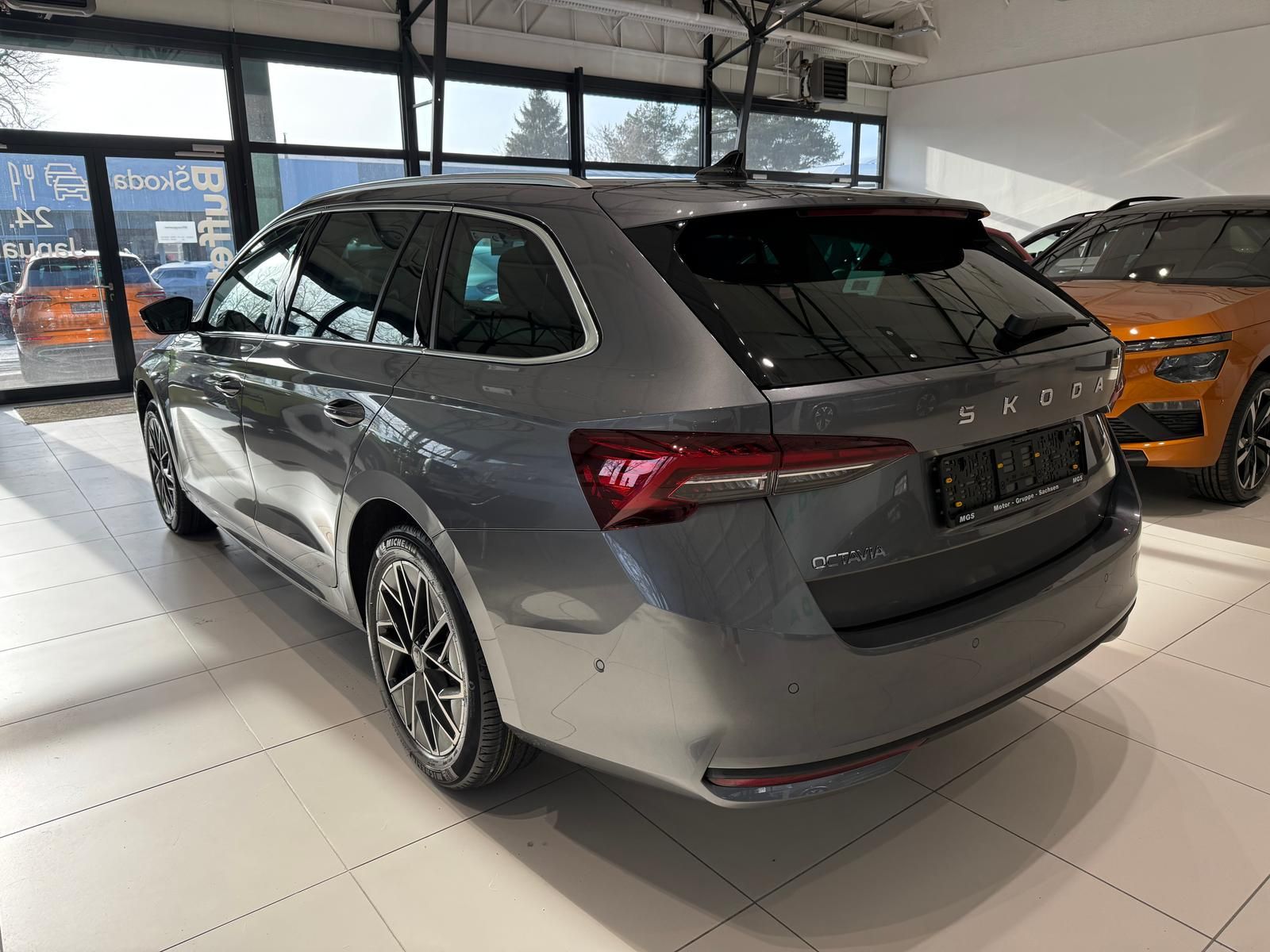 Skoda Octavia - Bild 3