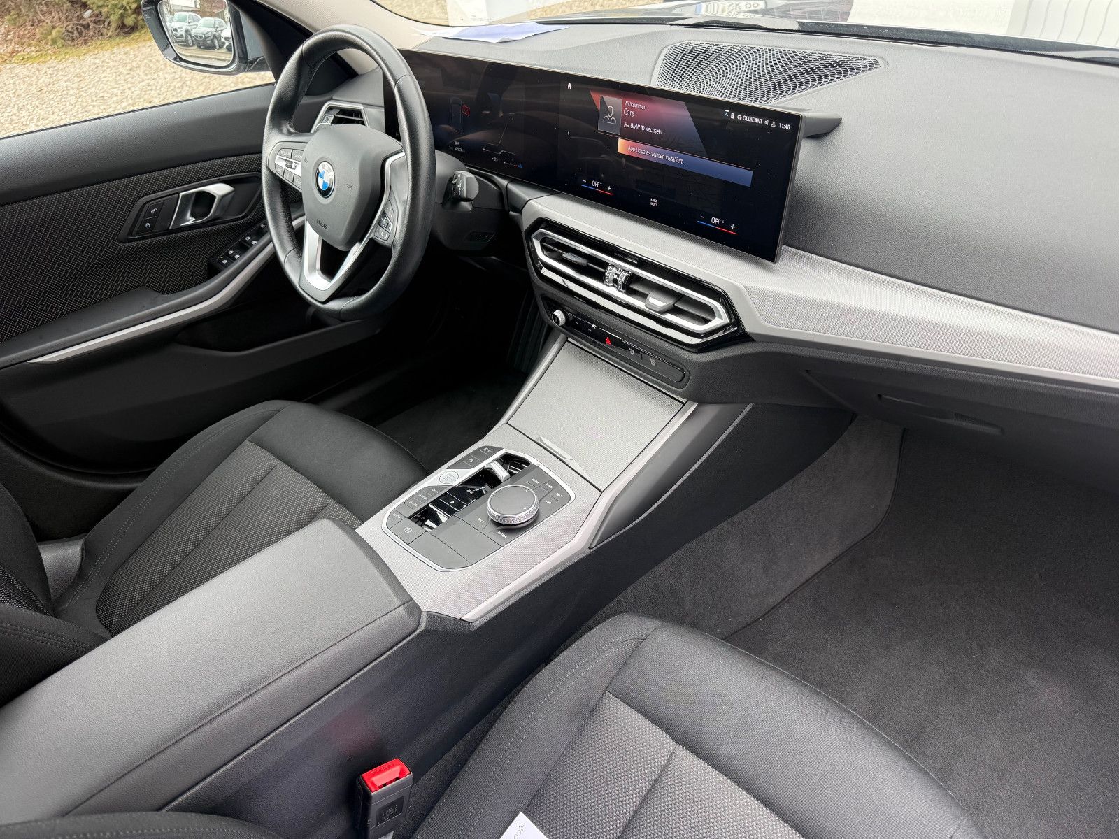 BMW 320d xDrive Touring Aut. Driv.Assistant SitzHzg foto 8