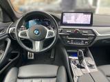BMW 530d xDrive Lim. M Sport DA Prof. AHK 20'' - BMW 530: Navigationssystem