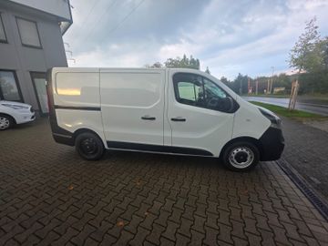 Opel Vivaro - 3