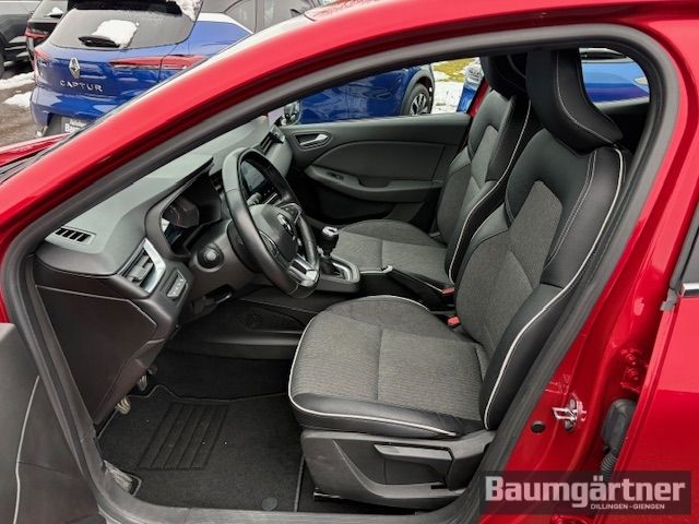 Fahrzeugabbildung Renault Clio Intens TCe 90 PDC/Winter-Paket/Tempomat/LED