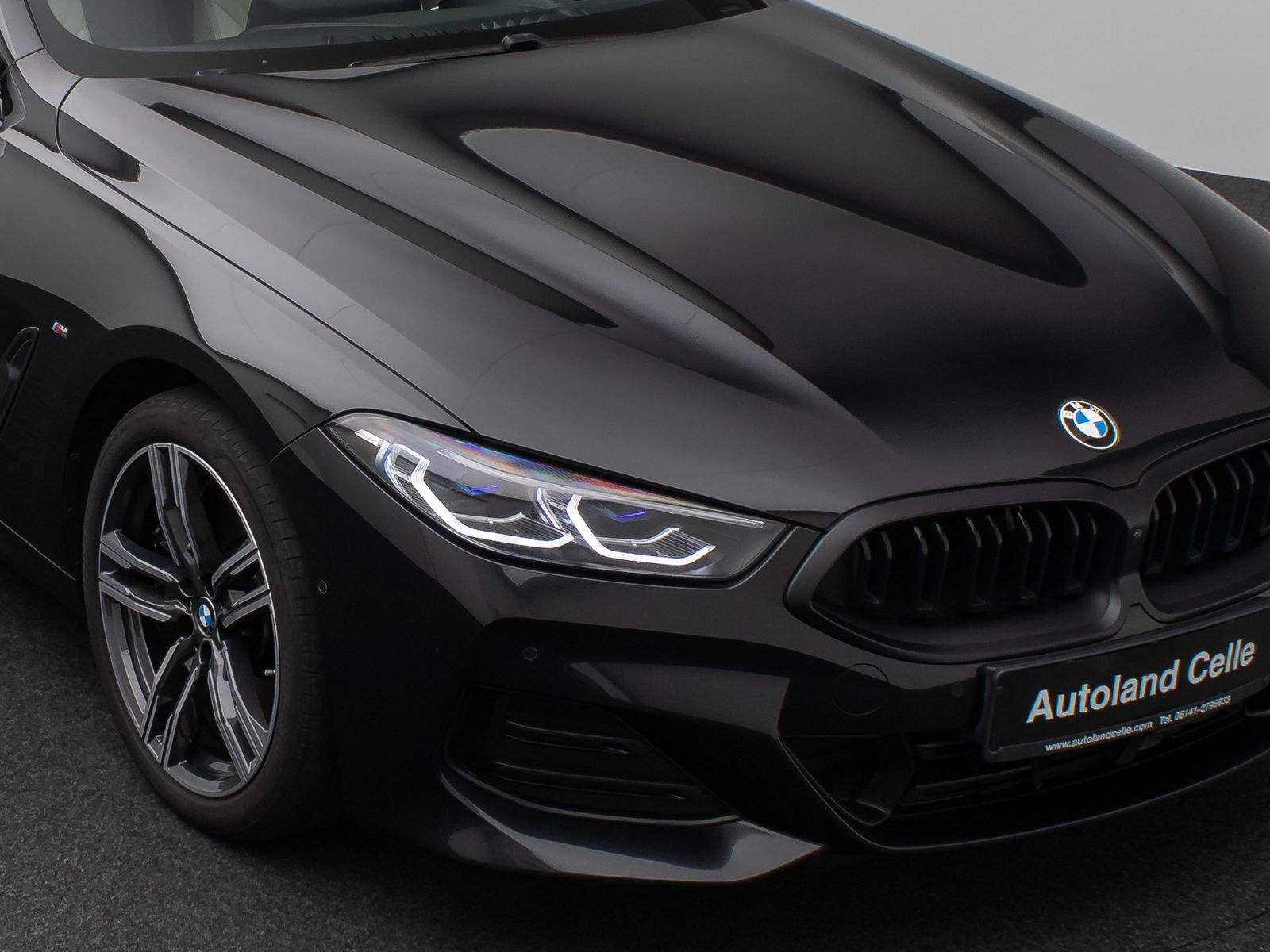 Fahrzeugabbildung BMW 840d xD Gran Coupè Laser 360° HUD SoftCl DisplKe