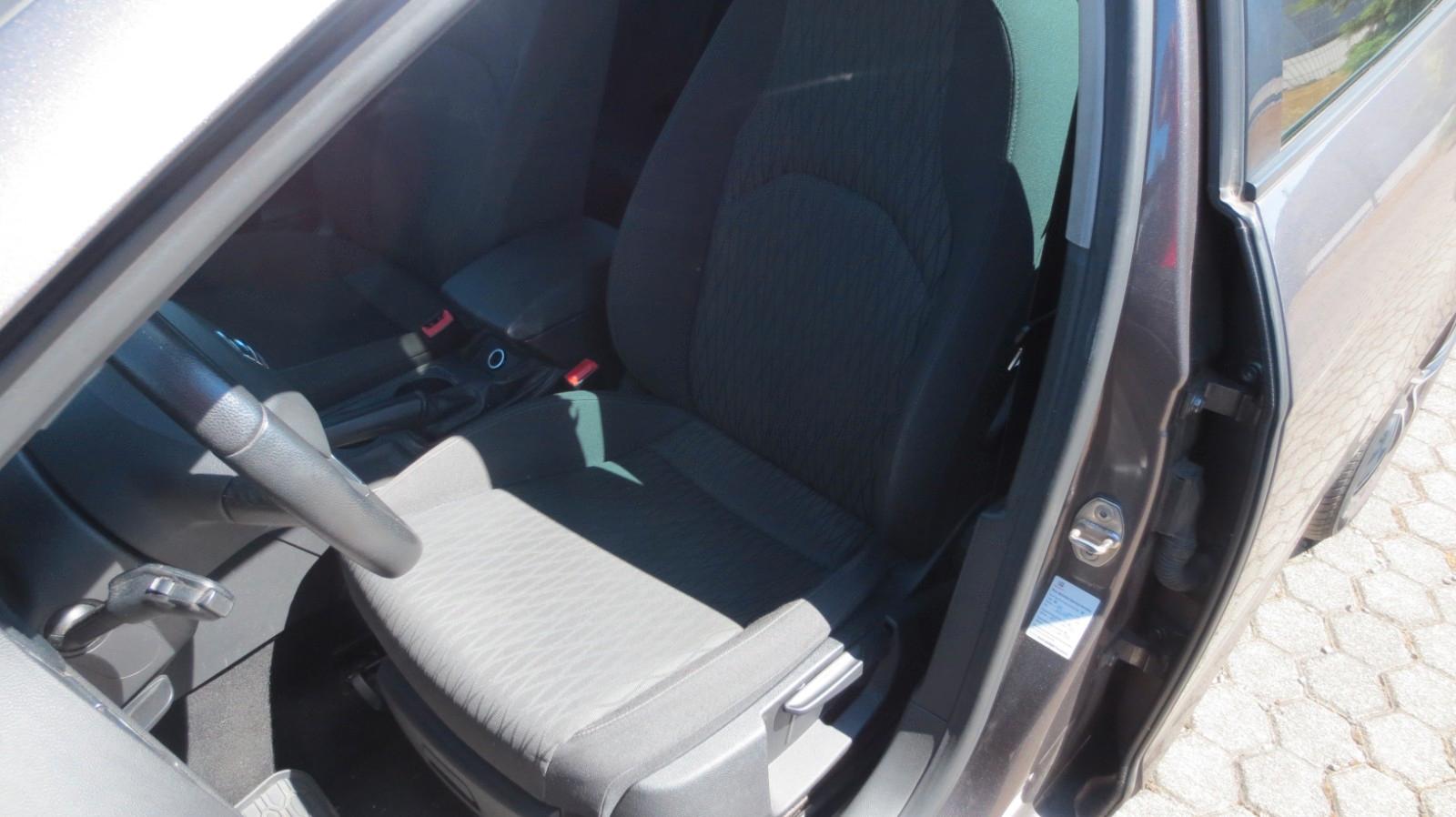Seat Leon 1.4 TSI ST Style *NAVI/LED/AHK*