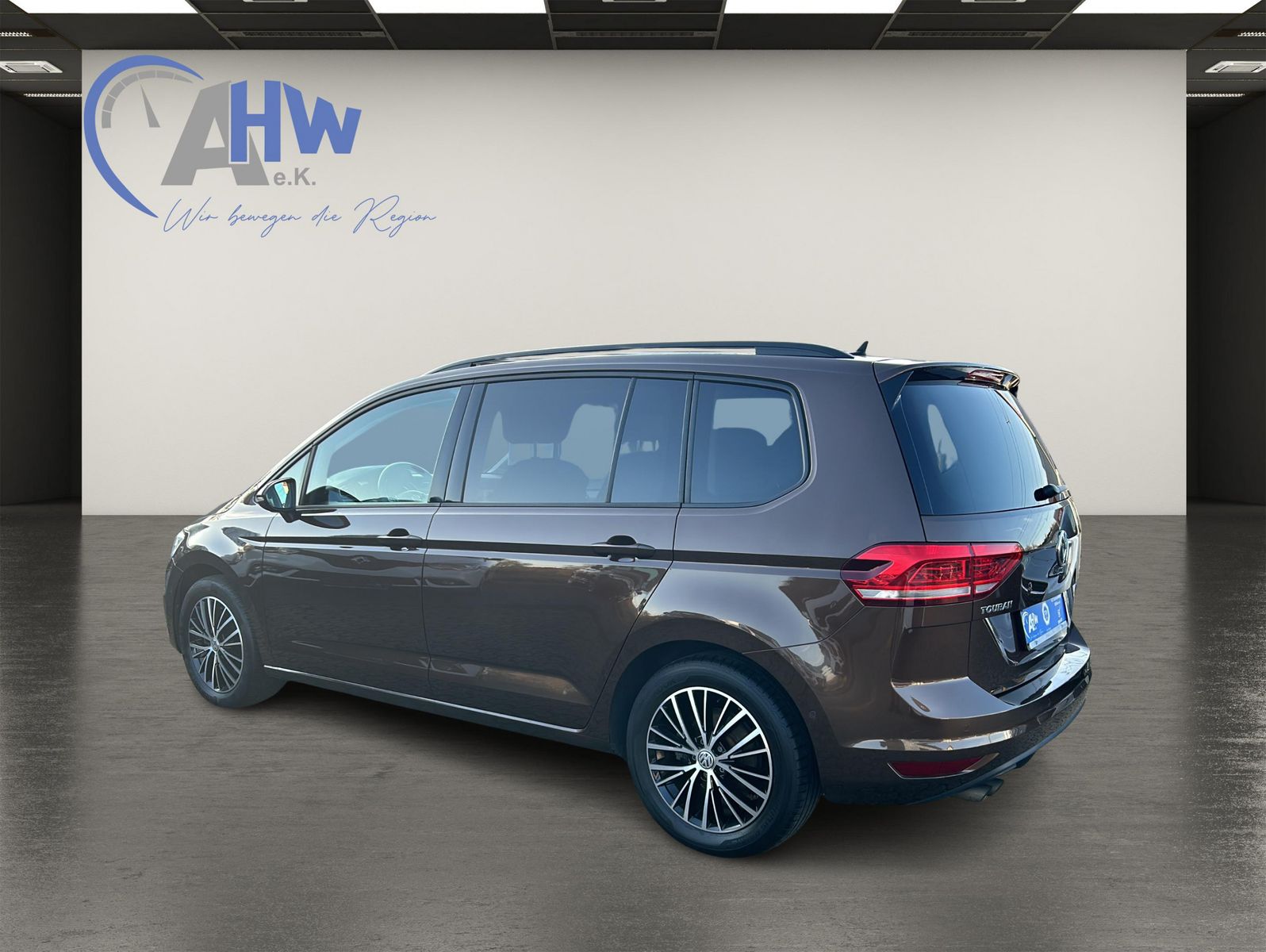 Fahrzeugabbildung Volkswagen Touran 1,4 TSI Comfortline 7 Sitzer