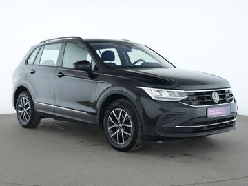 Volkswagen Tiguan - 4