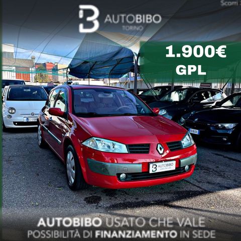 Renault Megane Mégane 2.0 16V 5 porte Luxe Dynam