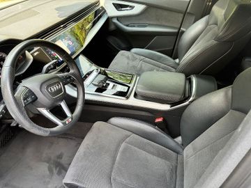 Audi Q7 - 9
