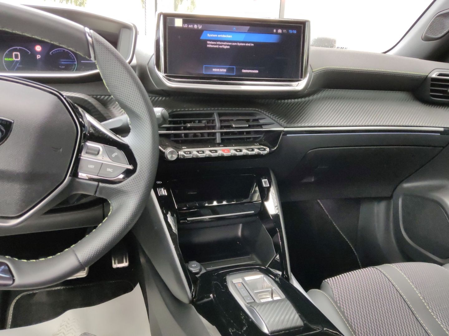 Peugeot 2008 - Bild 11