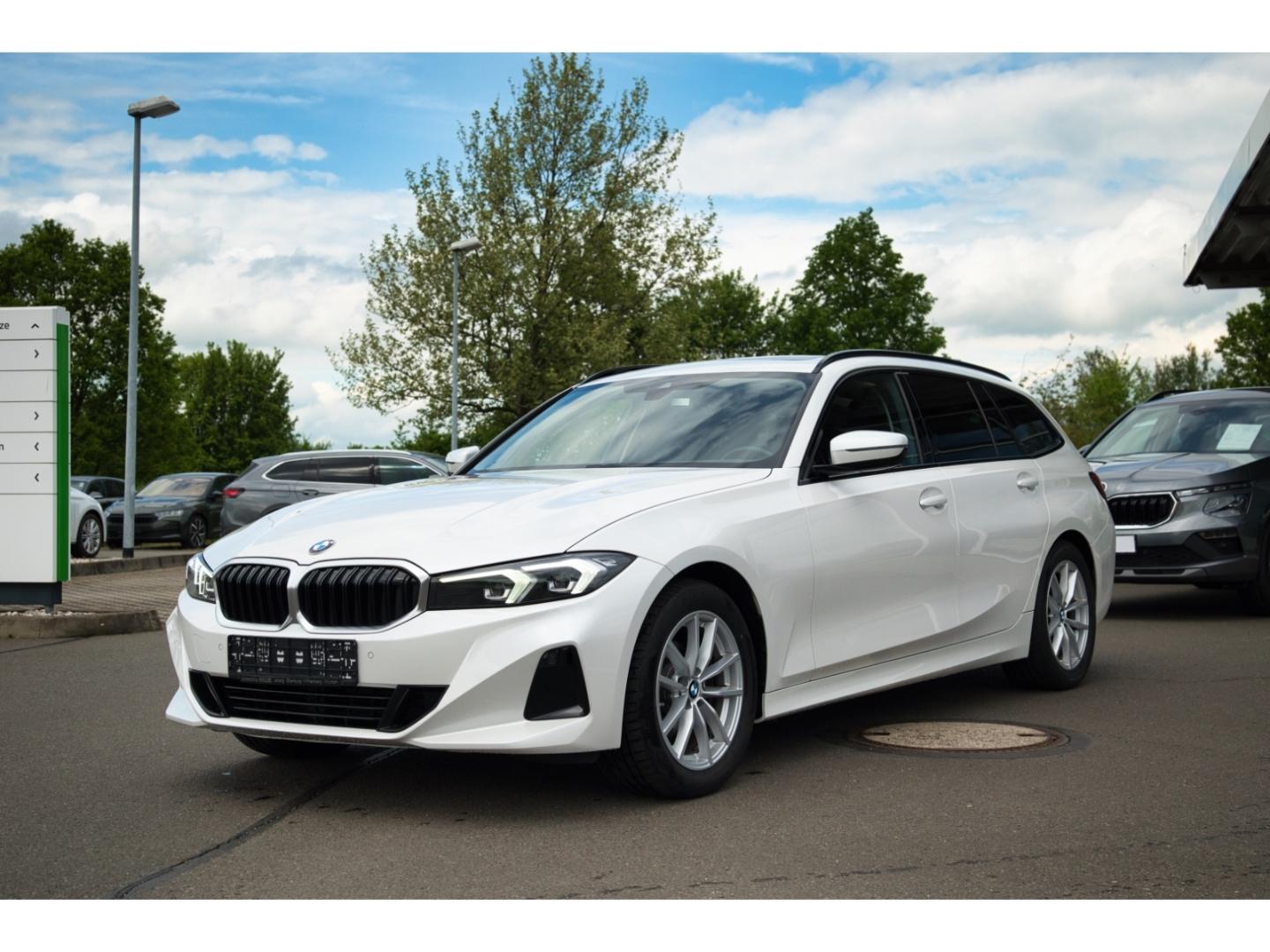 BMW 318 d Touring el.Panodach Navi LED SHz Apple CP