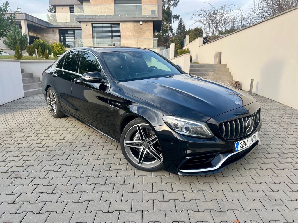 Image of Mercedes-Benz C 63 AMG