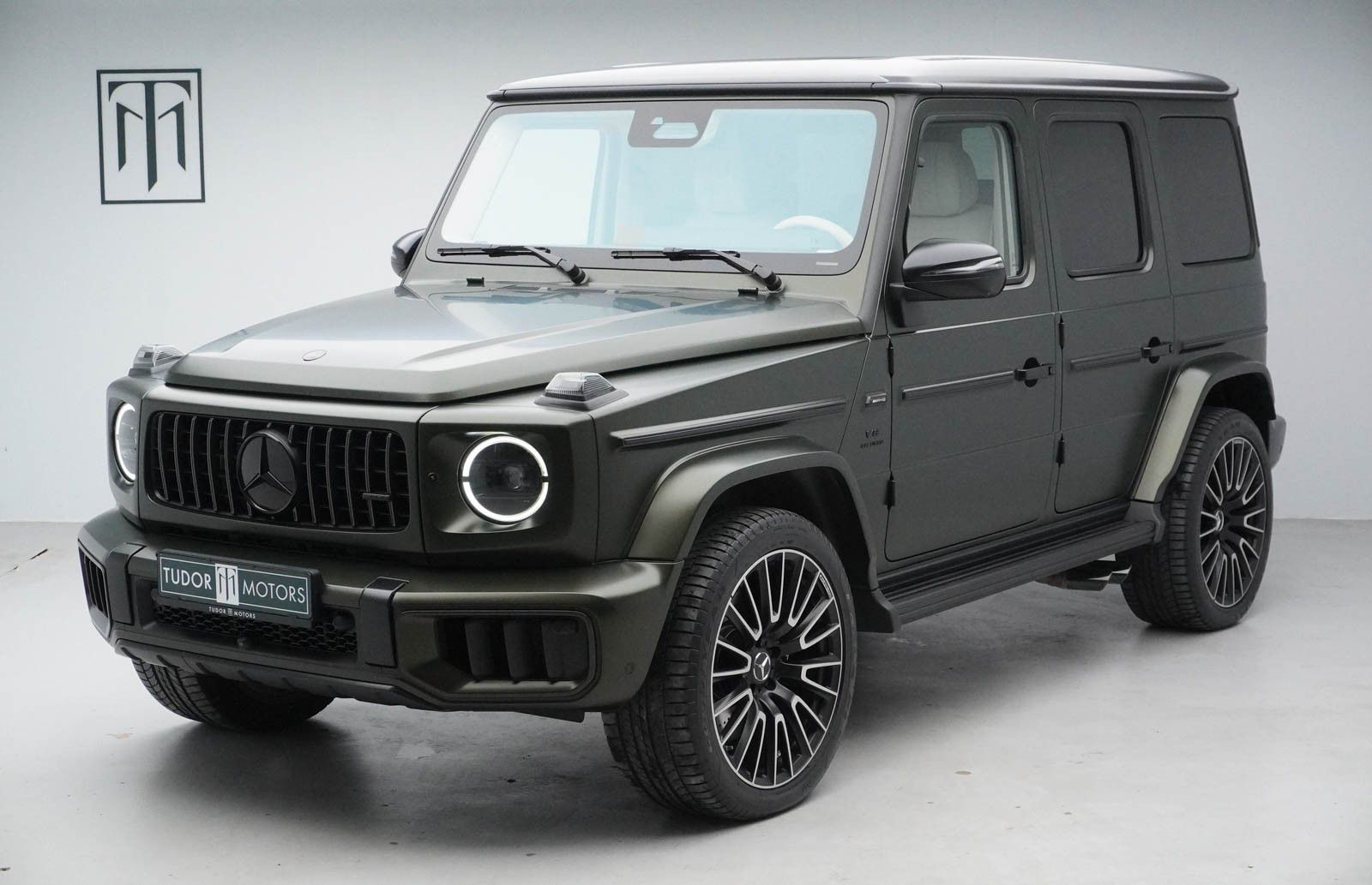 MERCEDES-BENZ G63 AMG - Manufaktur/Massage/FullOption/Warranty