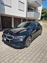 BMW 318d Limousine - sehr gepflegt! - BMW 318: Schiebedach